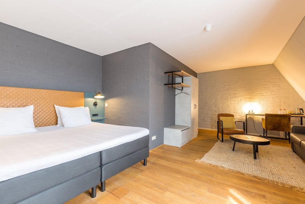 Leonardo Hotel Lelystad City Center Suite, 2 Twin Beds 4
