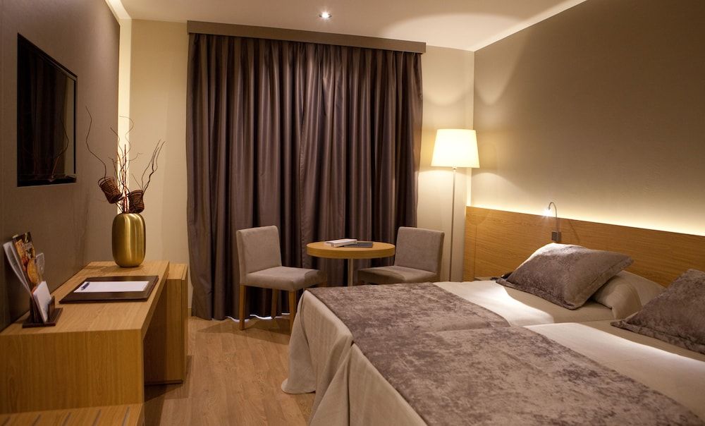 Hotel M.A. Sevilla Congresos Double Room 8