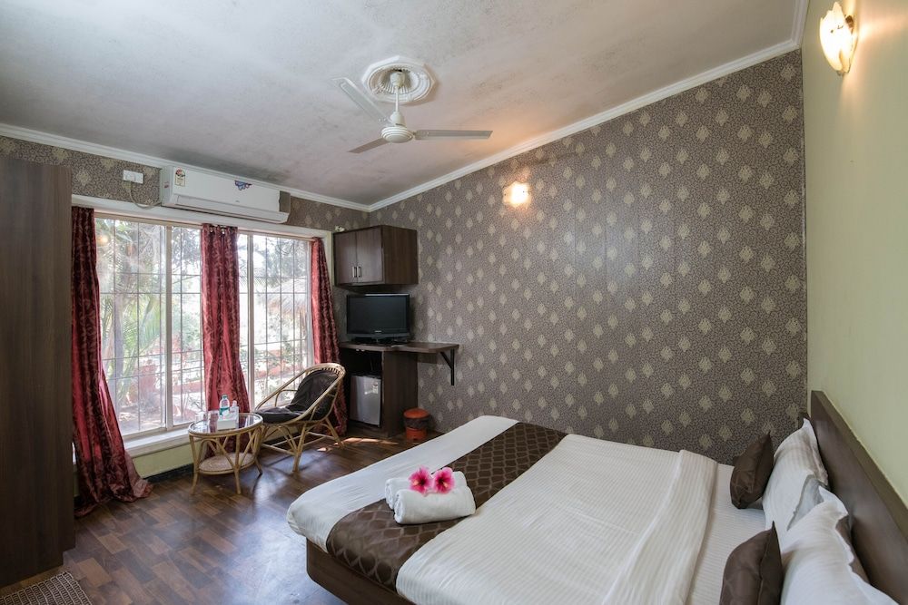 Umbrella Inn Double Room