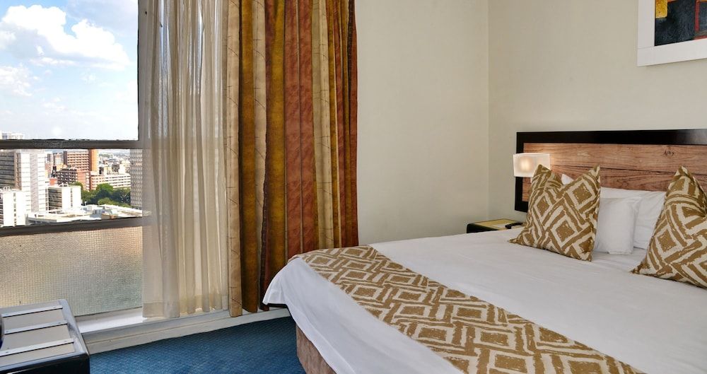 The Parktonian All Suite Hotel Suite, Accessible (Universal) 2