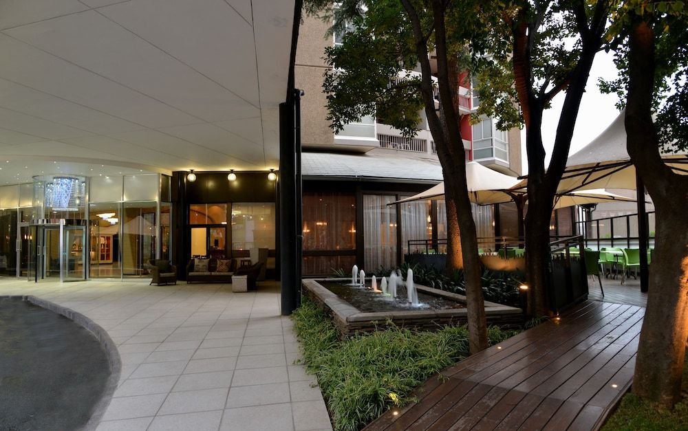 undefined The Parktonian All Suite Hotel 4