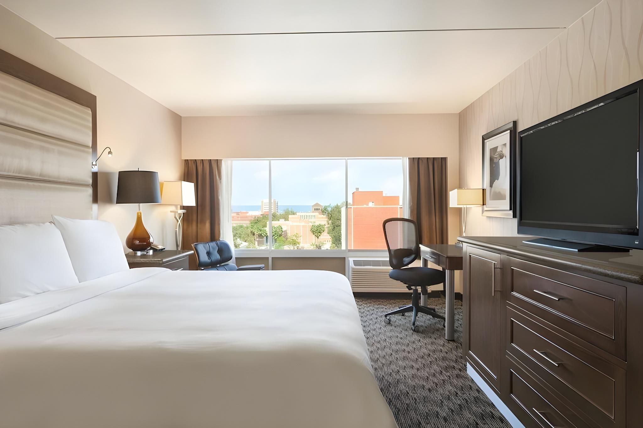 undefined USC Hotel 6