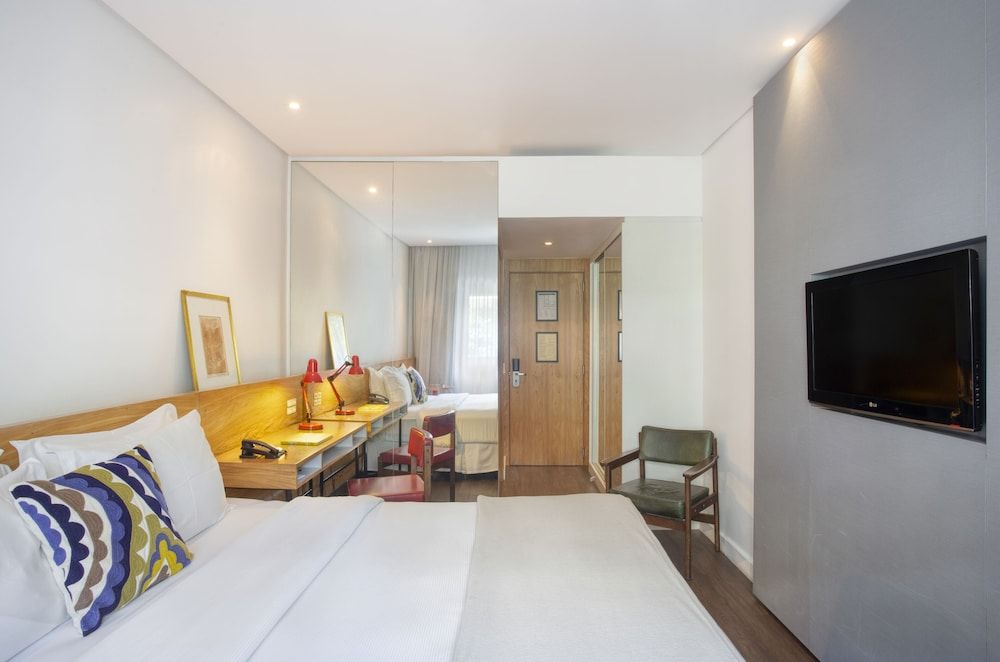 Ipanema Inn Superior Double Room, City View 5