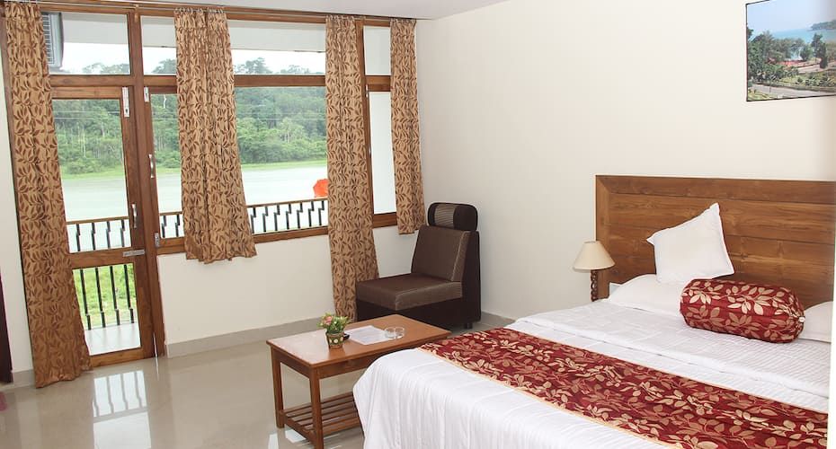 undefined White Coral 4