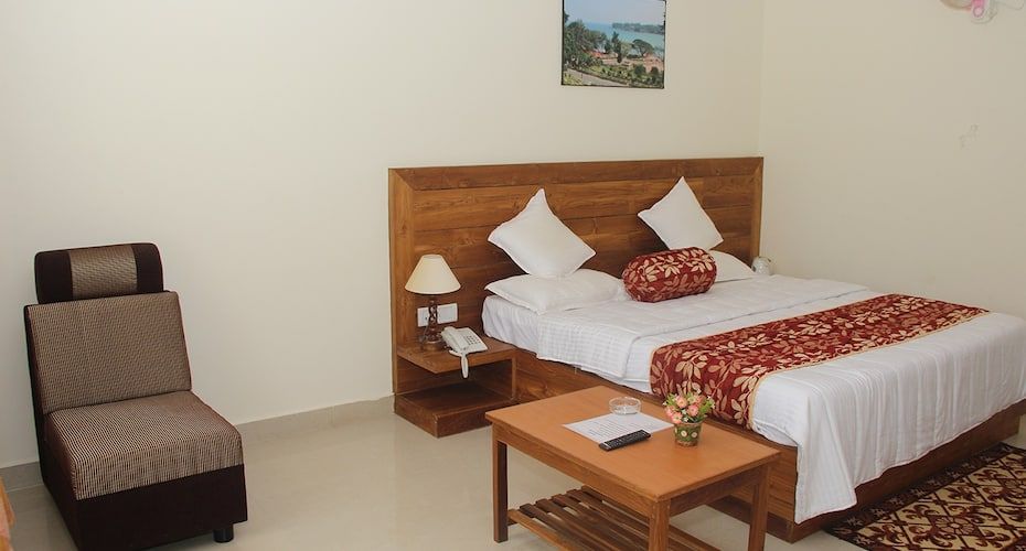 undefined White Coral 9