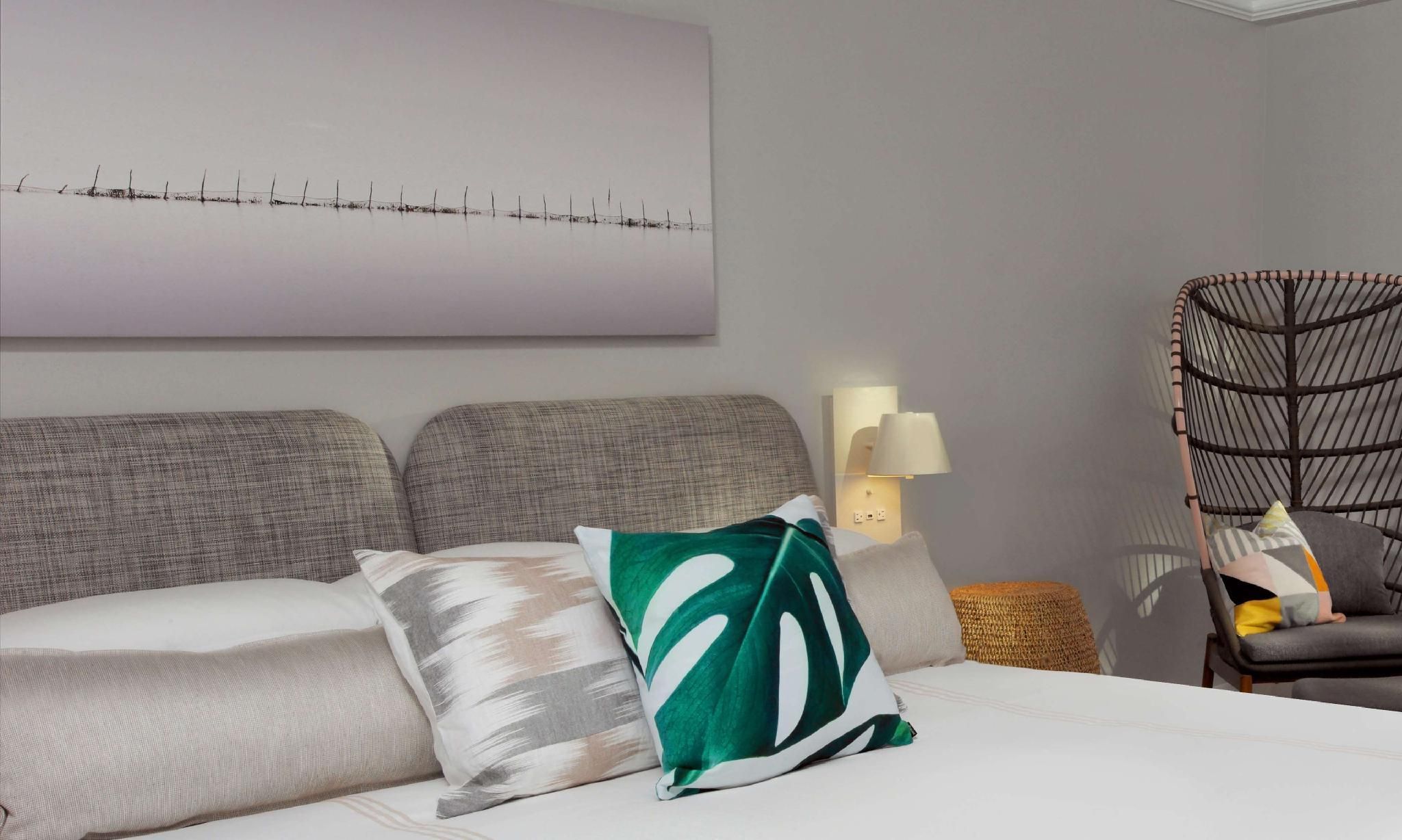 Pelican Grand Beach Resort - A Noble House Resort City View Room, 1 King 2