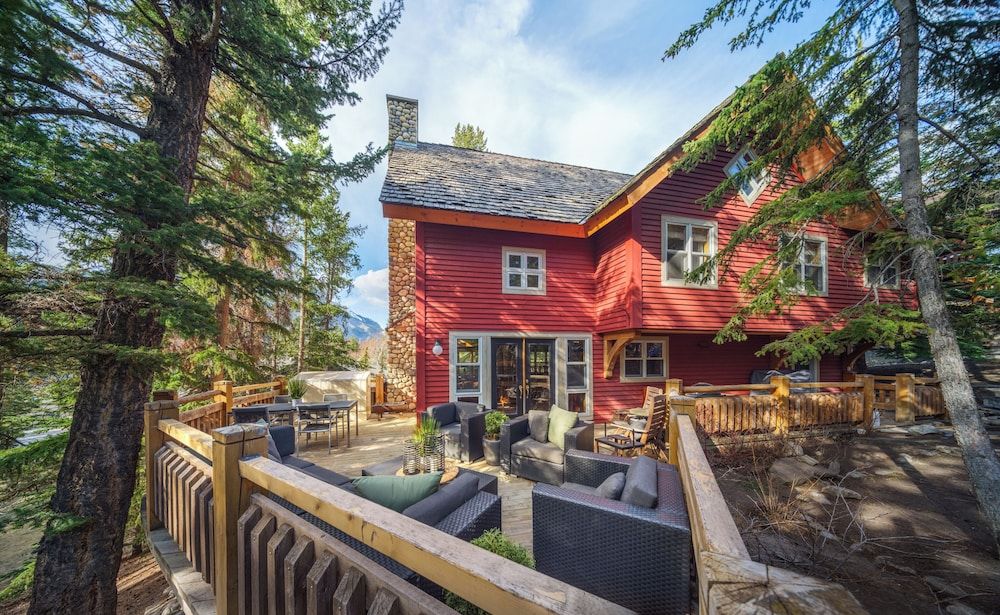 undefined Buffalo Mountain Lodge 3