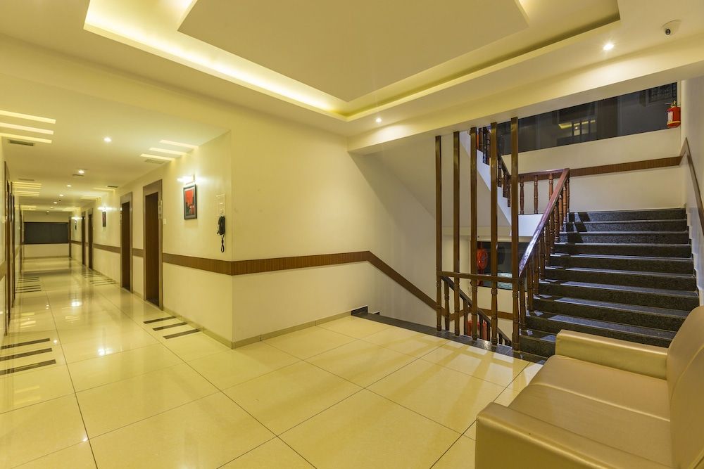 undefined Grand Plaza Suites 3