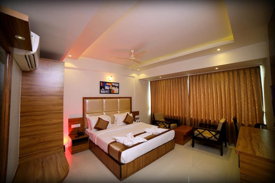 undefined Grand Plaza Suites 8