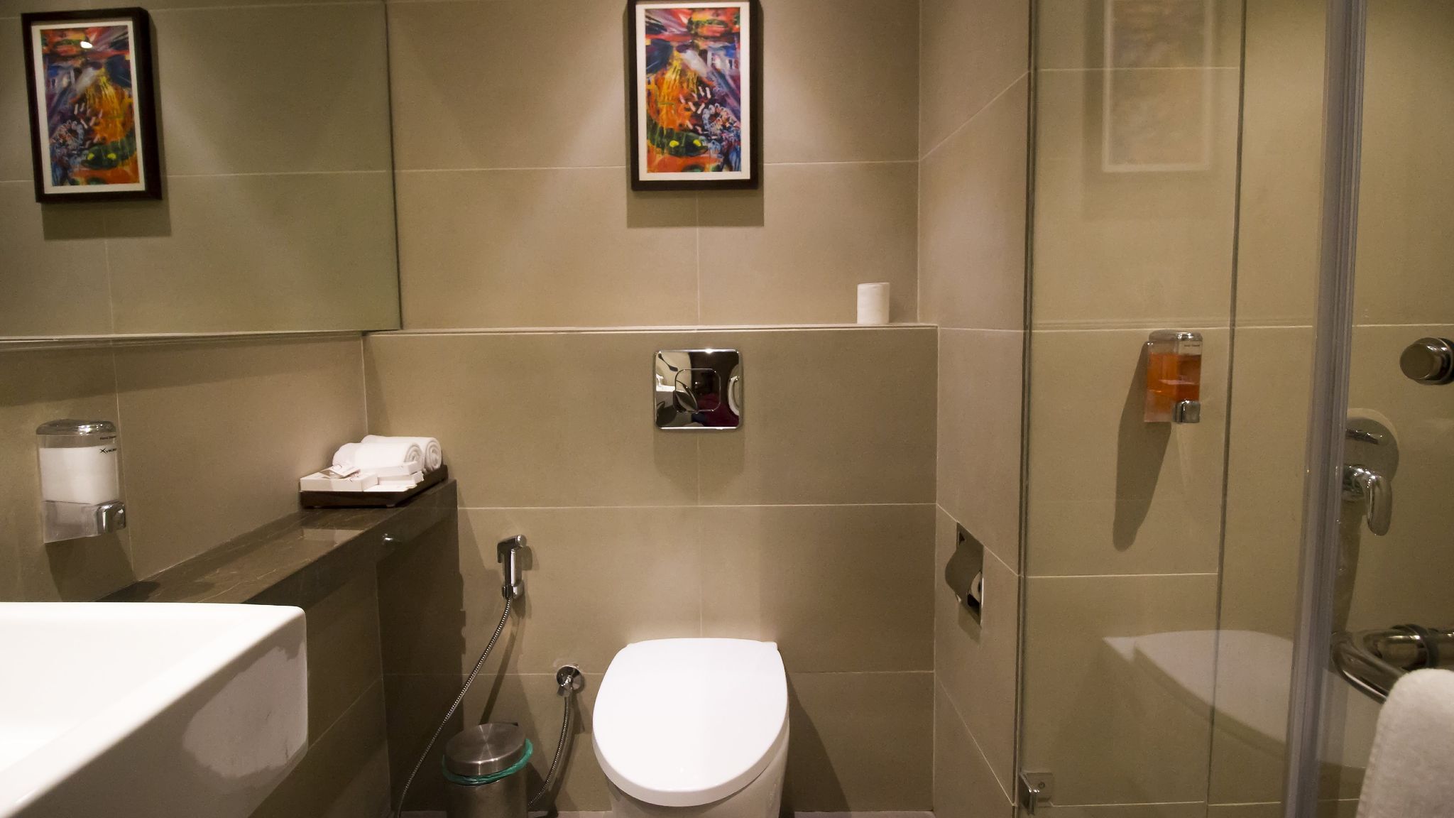 7 Apple Hotel Lonavala Garden View Twin Room 5
