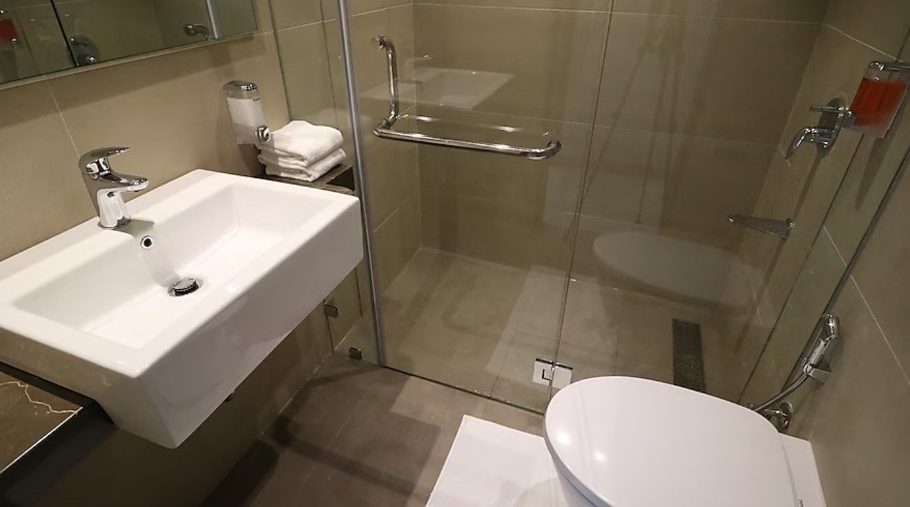 7 Apple Hotel Lonavala Garden View Twin Room 6
