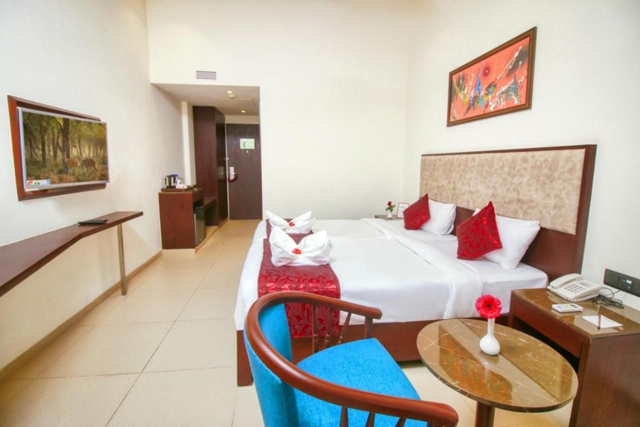 7 Apple Hotel Lonavala Garden View Twin Room