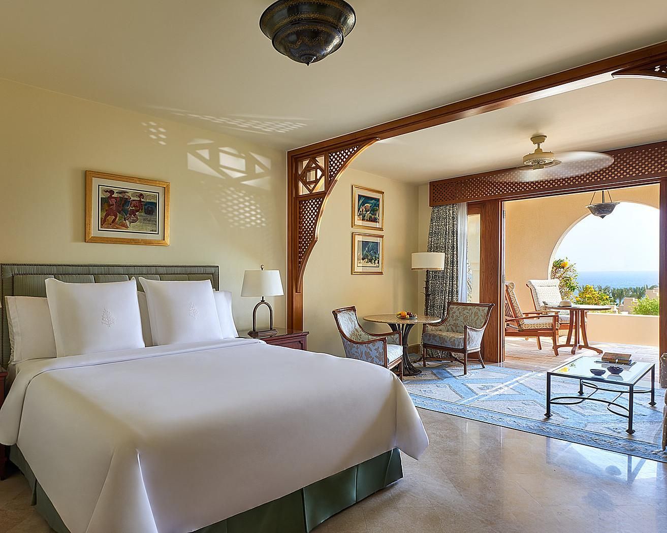 Deluxe Sea View Room twins