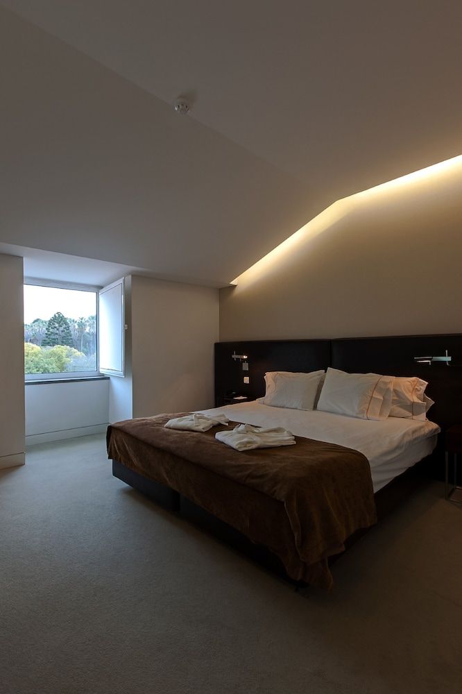 undefined Hotel Jerónimos 8 10