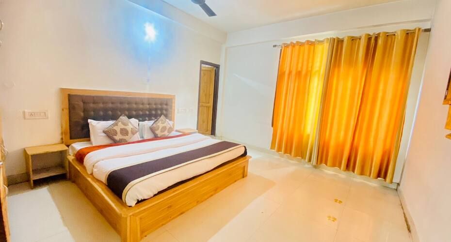 Deluxe Room(Non View)