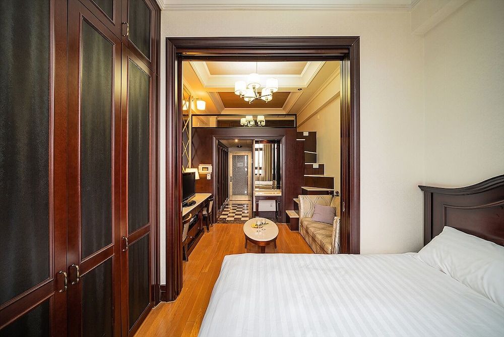 undefined Yeoksam Artnouveau City Hotel and Residence 3