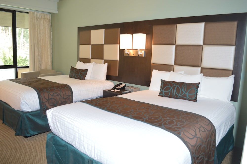 Room, 2 Queen Beds (Pet Friendly)