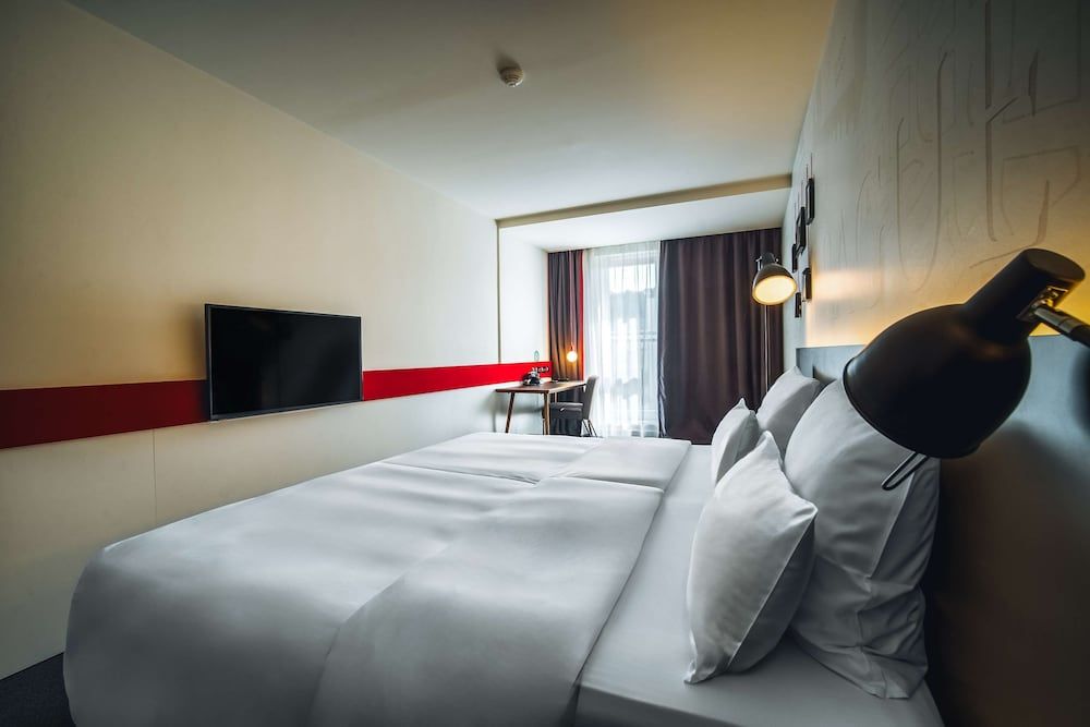 Hotel PULSE8 Double or Twin Room 3