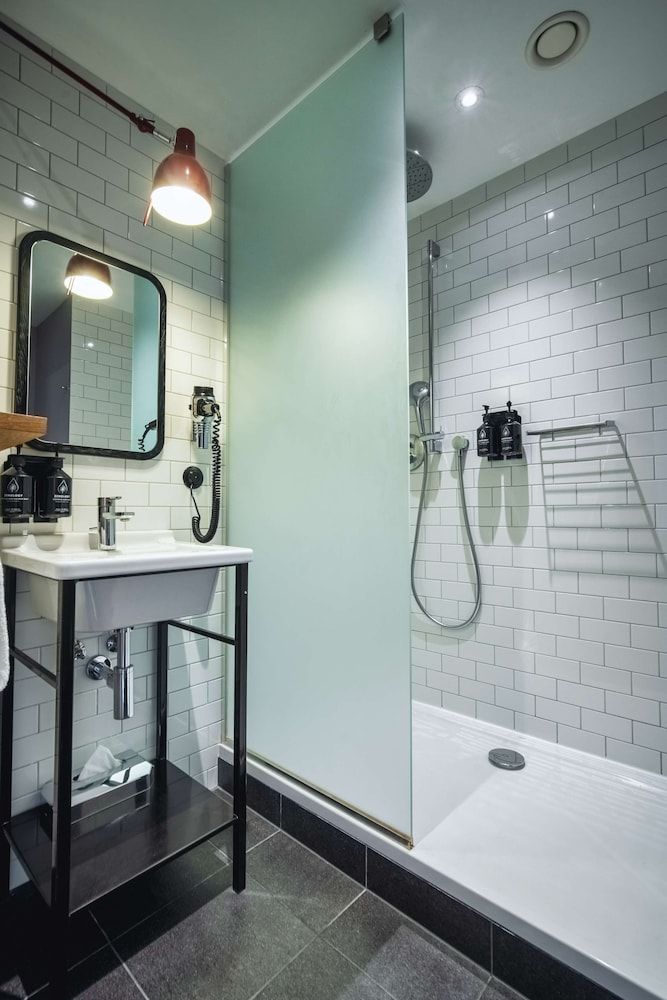 Hotel PULSE8 Double or Twin Room 11