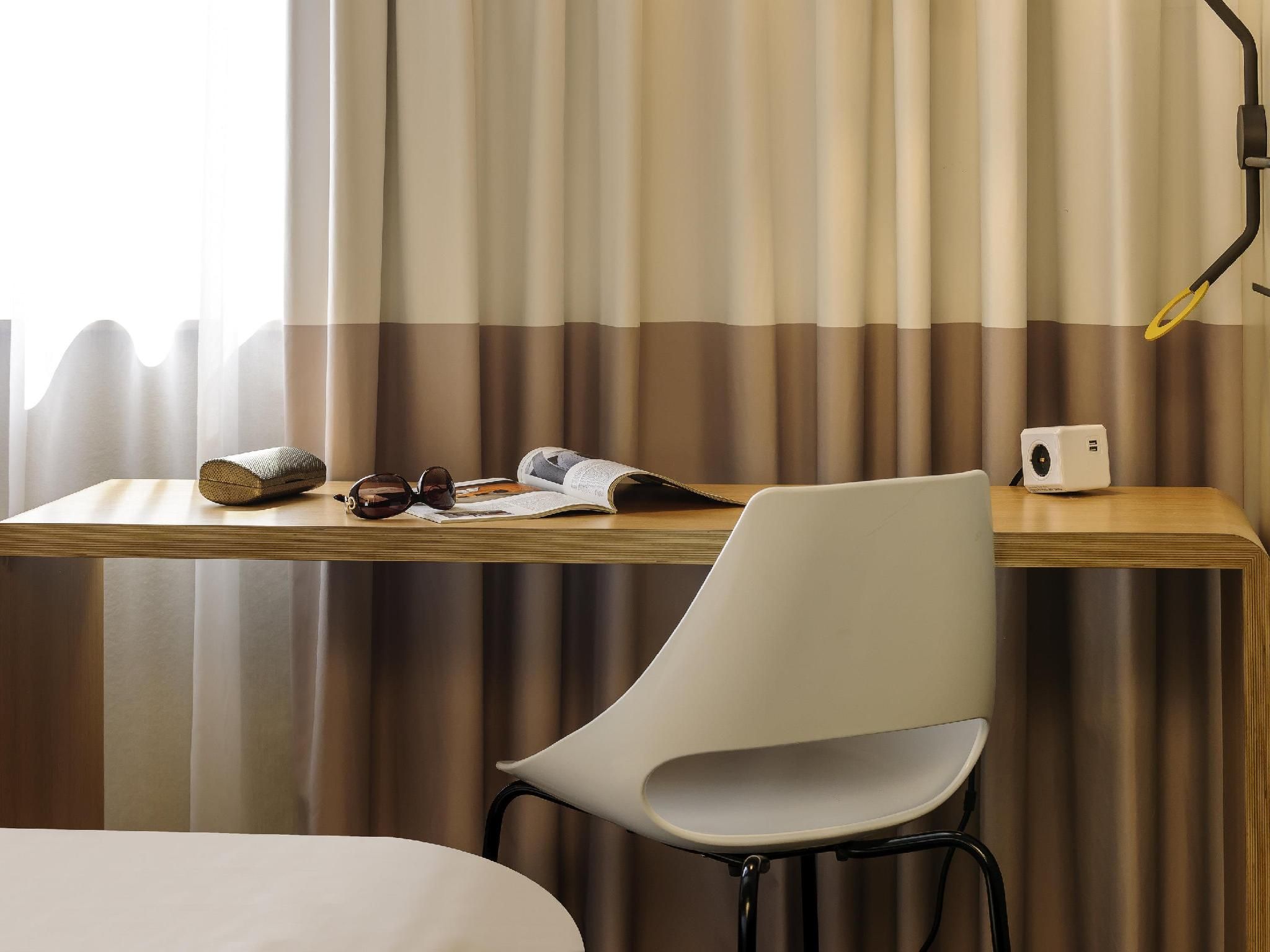 undefined ibis Berlin Mitte 8