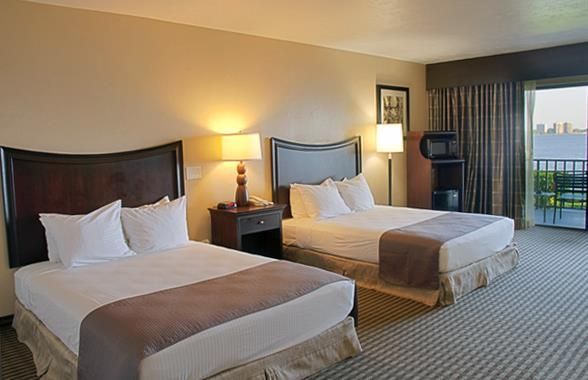 Accessible - 2 Queen, Mobility Accessible, Communication Assistance, Roll In Shower, No View, Non-sm