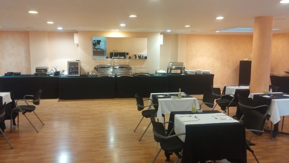 undefined Hotel Abbot 6