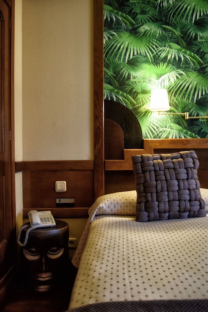 Hotel María Luisa Double Room 12