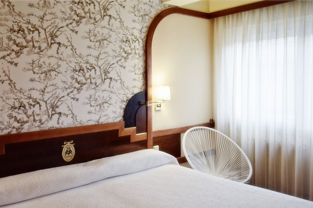 Hotel María Luisa Double Room 4