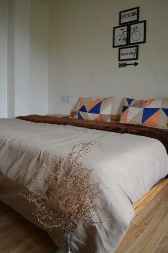 undefined Old House 5