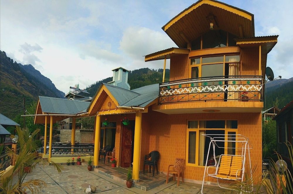 undefined Snow Heaven Cottage 5