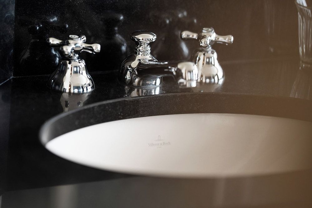 Hotel Odéon Saint Germain Classic Double Room 4