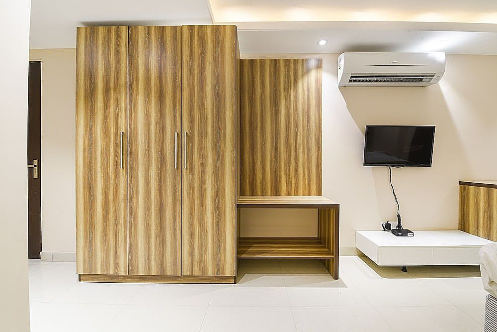 Treebo Iffco Chowk Deluxe Double Room 14
