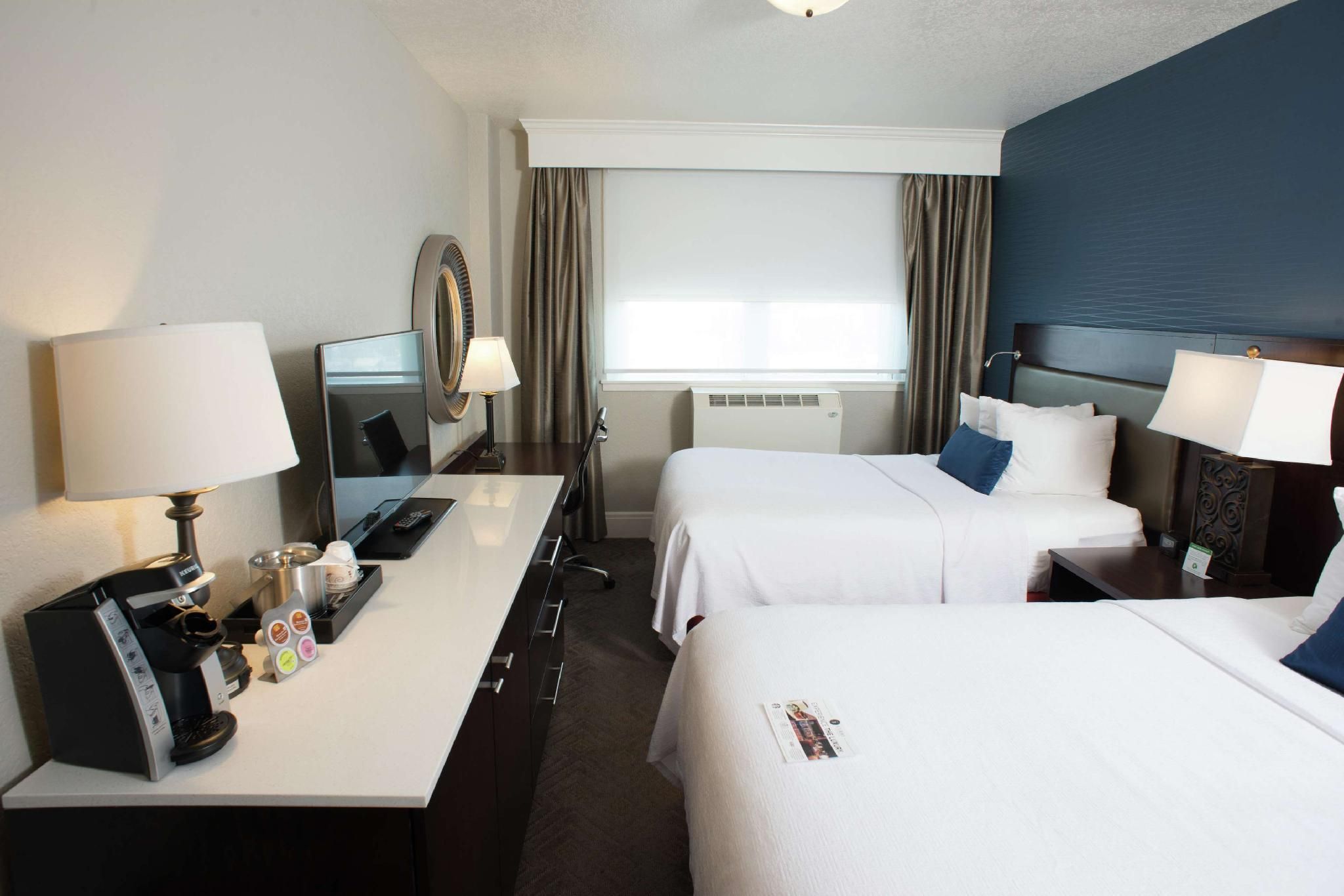2 Full Beds