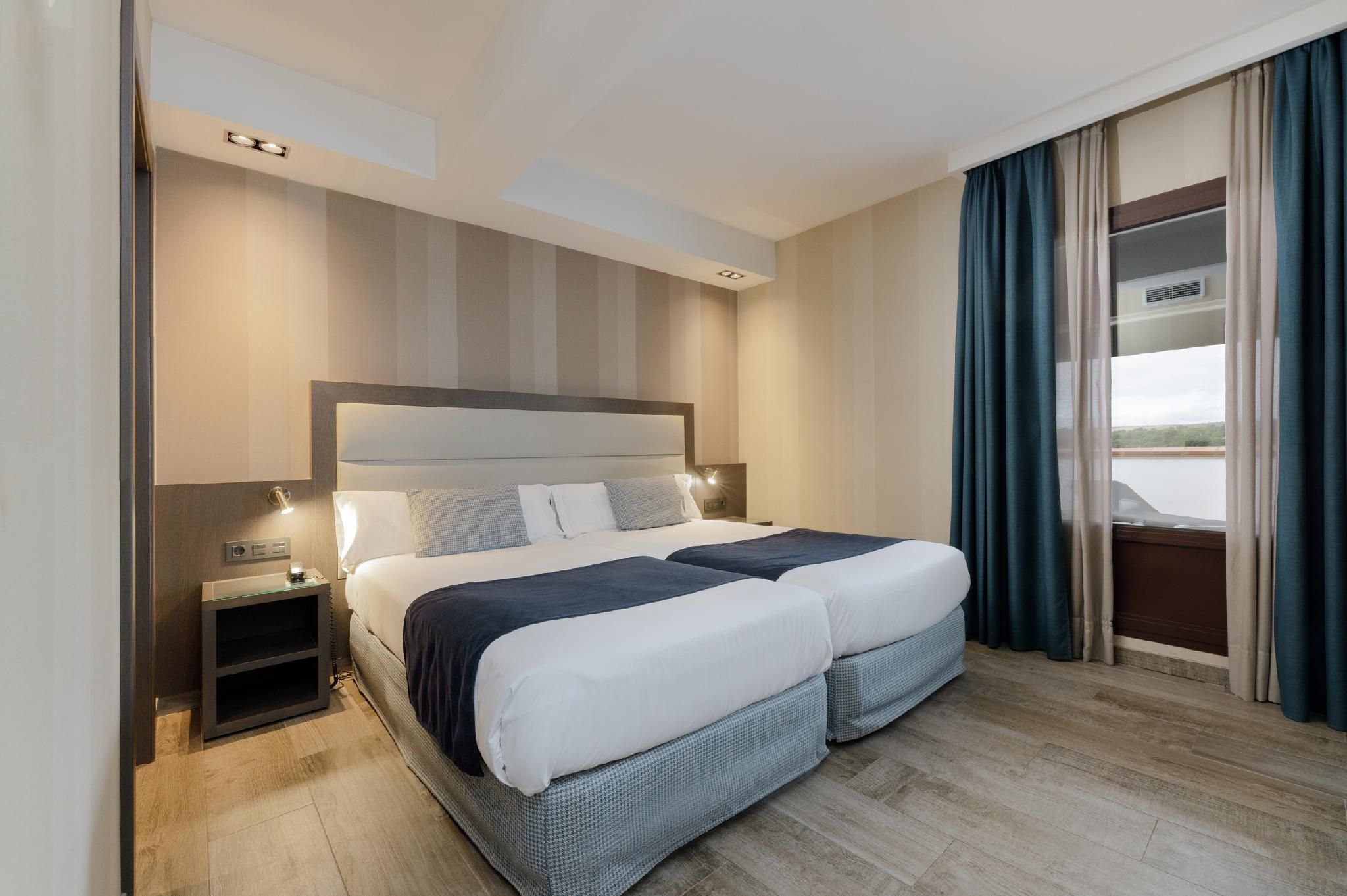 Double Room with Terrace
