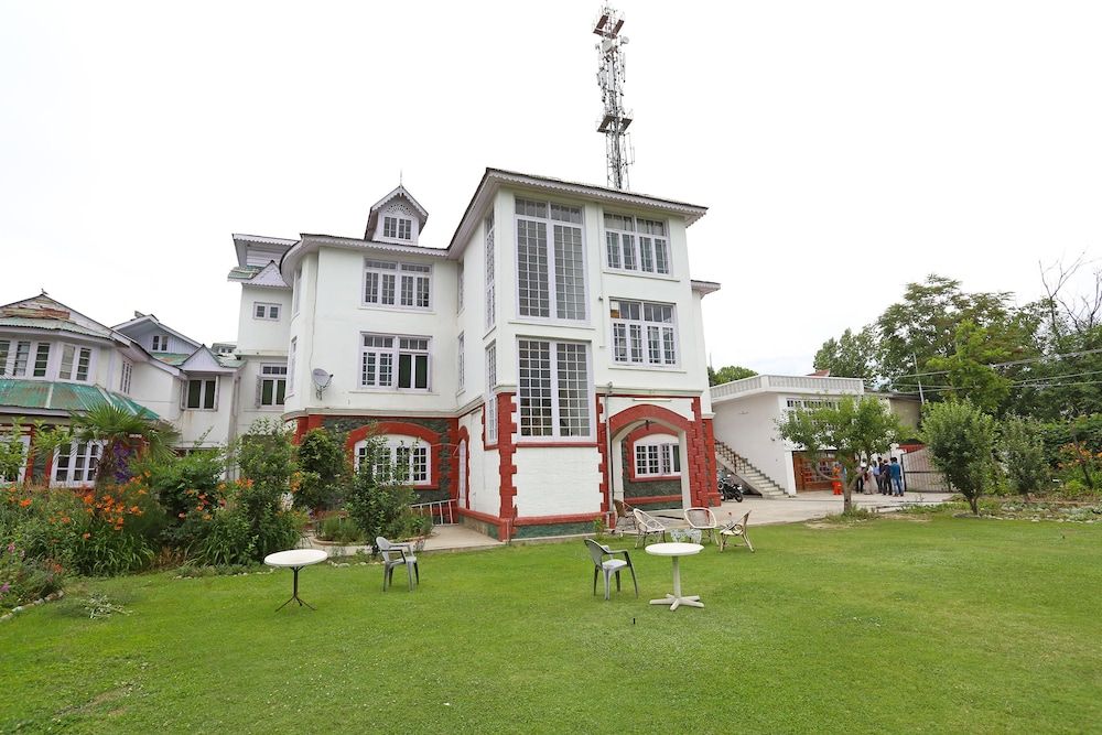 undefined OYO 5735 Hotel Ashai