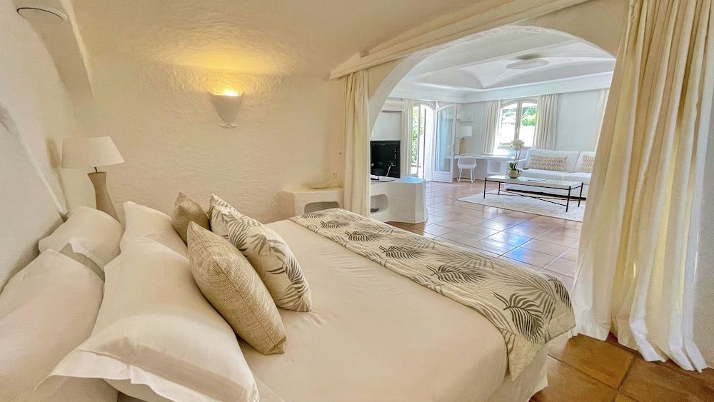 Family Suite, 2 Bedrooms, Terrace, Garden View
