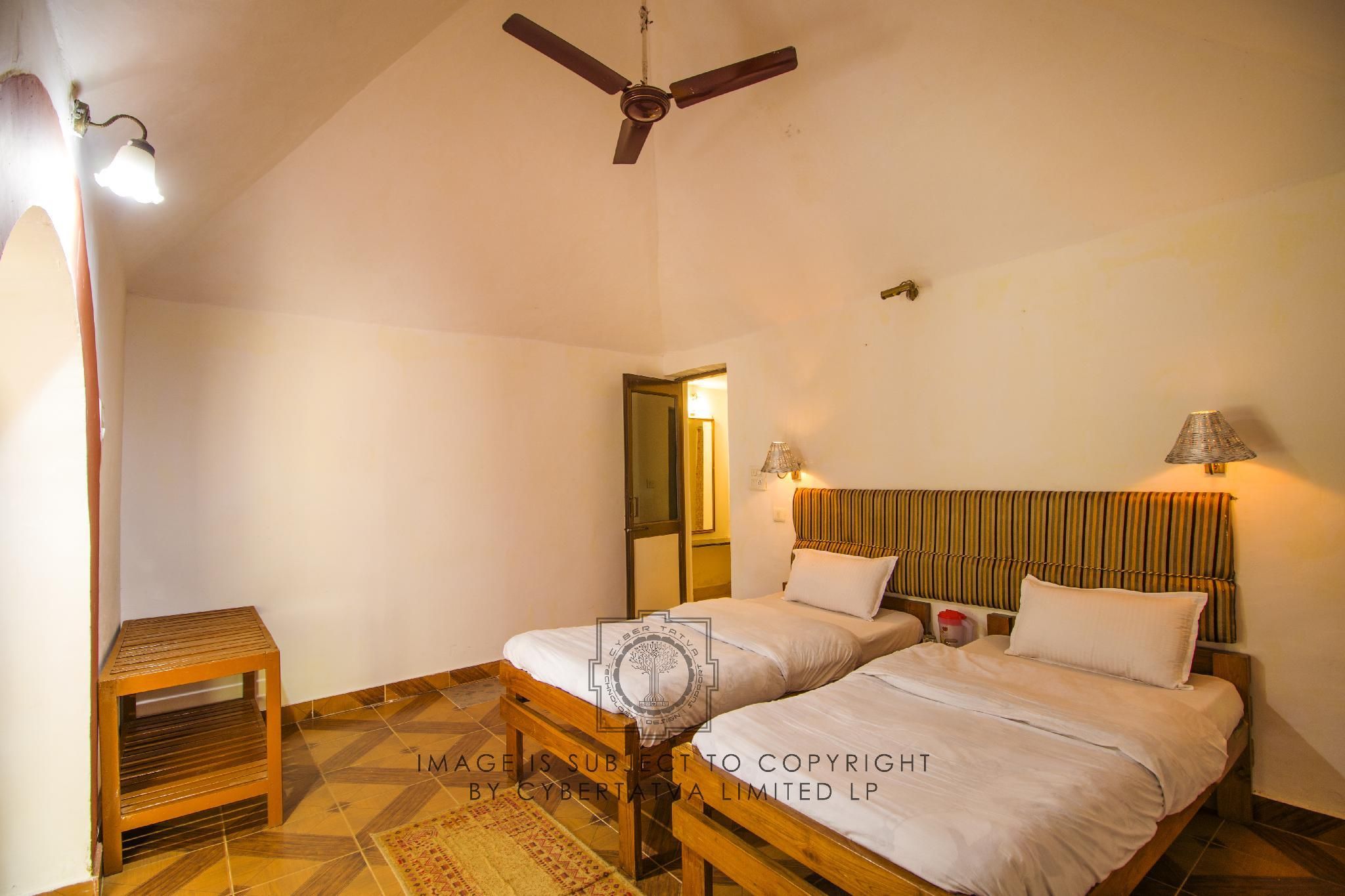 Room with 4 Beds and Shared Bathroom