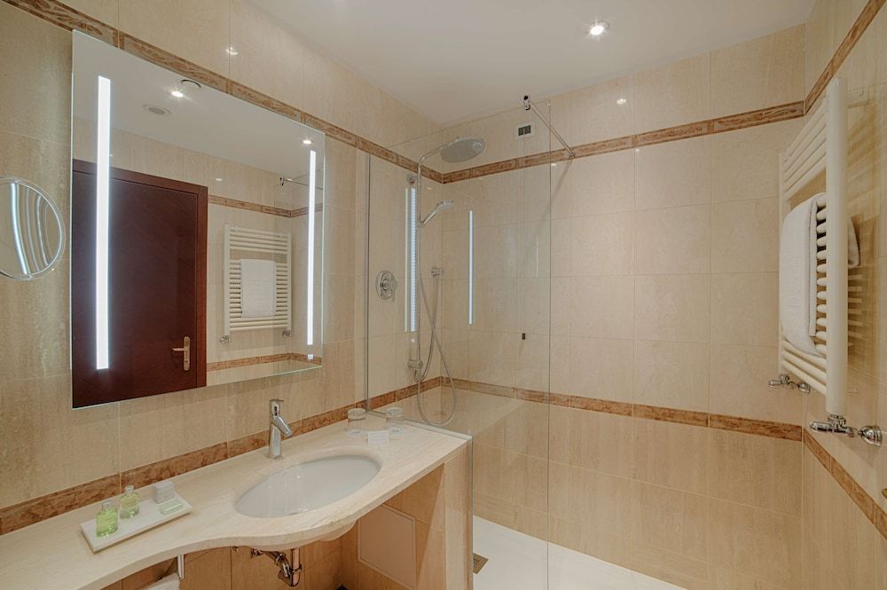 undefined NH Milano Machiavelli 6