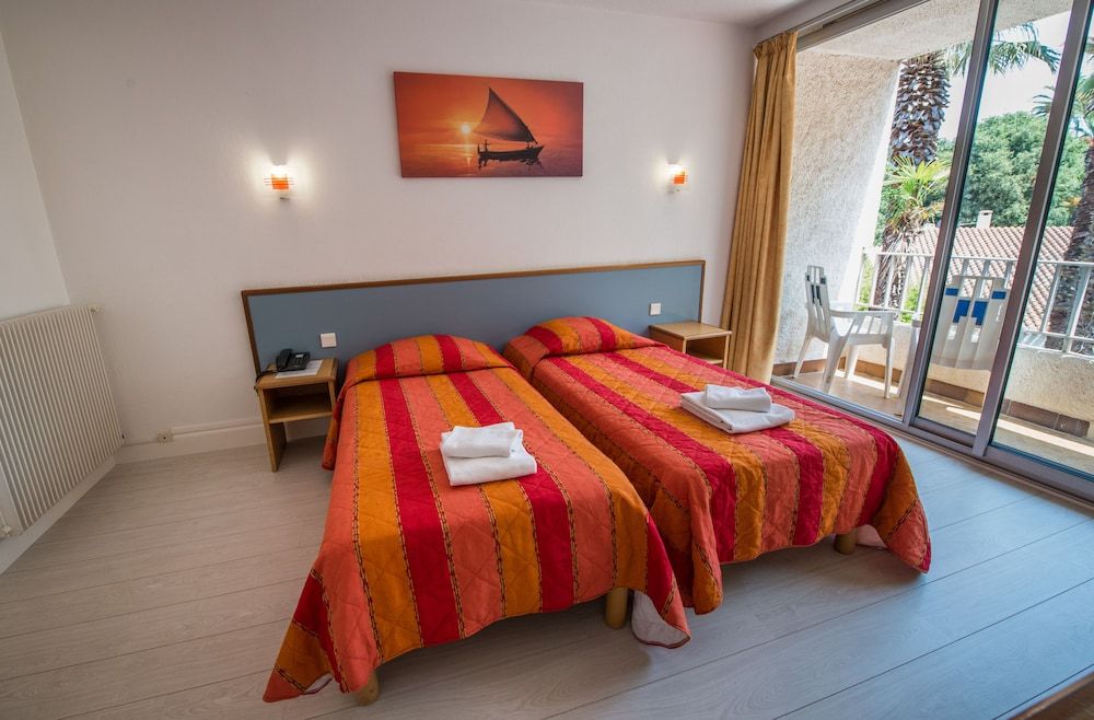 Twin Room, 2 Twin Beds