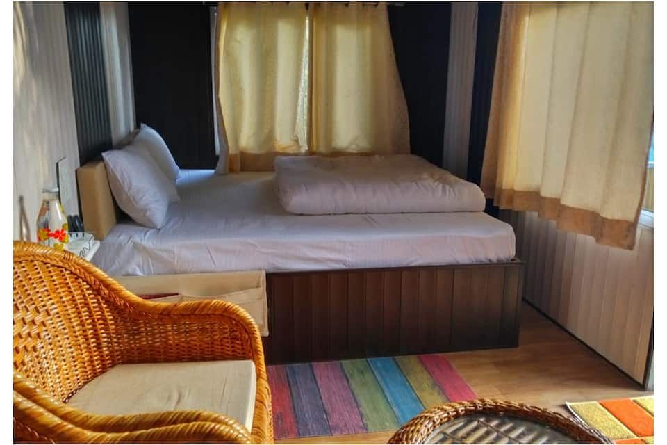 Ocean Blue Room