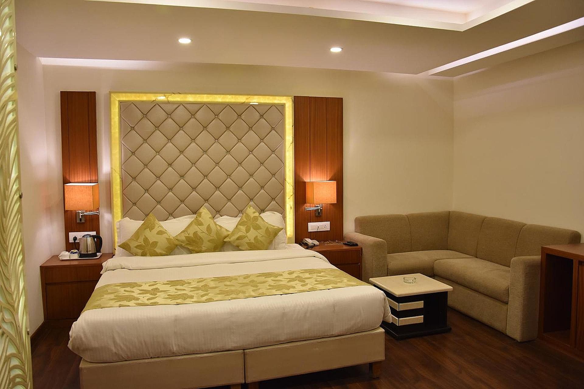 Hotel Meadows Deluxe Room 6