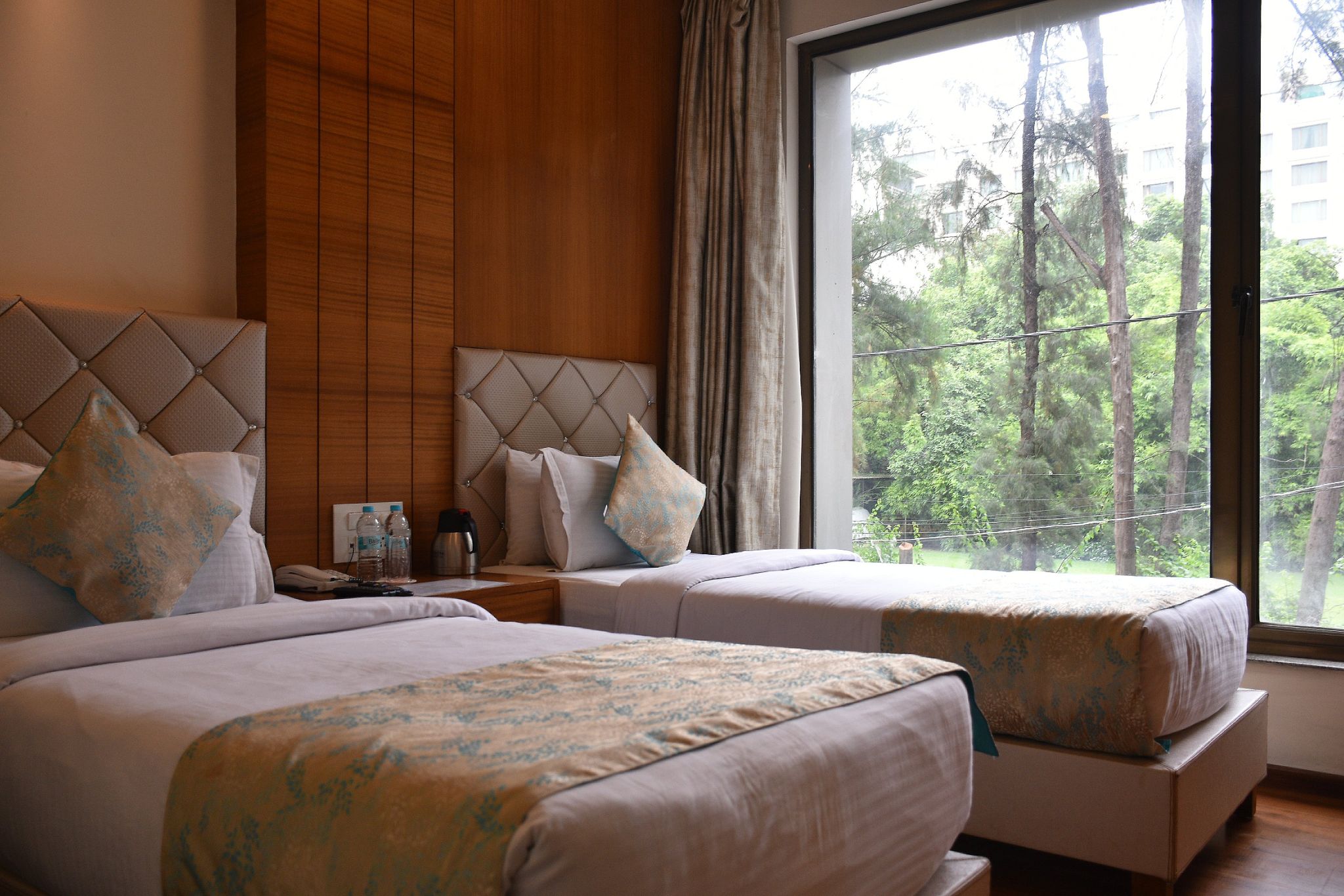 Hotel Meadows Deluxe Room 10