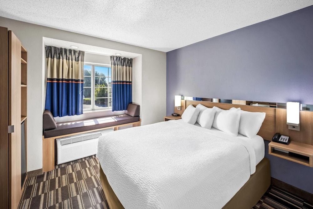 Room, 1 Queen Bed, Non Smoking