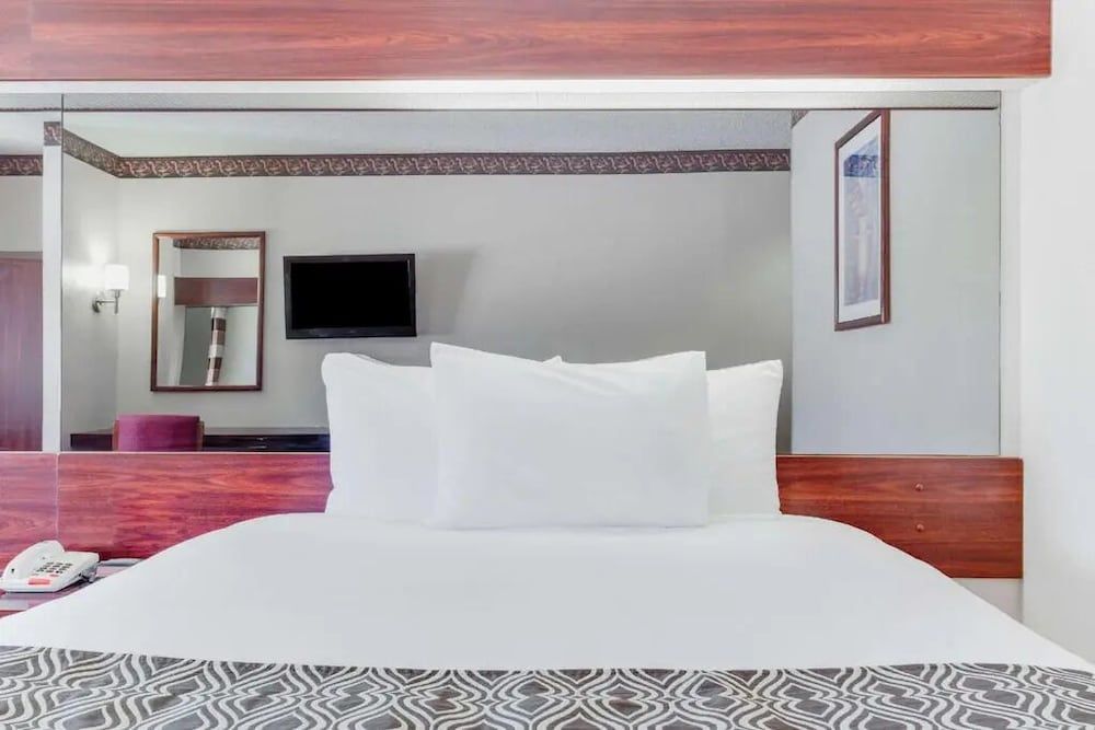 Room, Accessible
