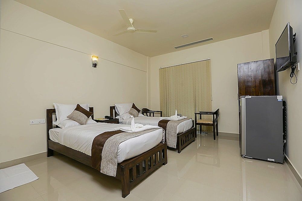 Hotel Le Noor Deluxe Room 3