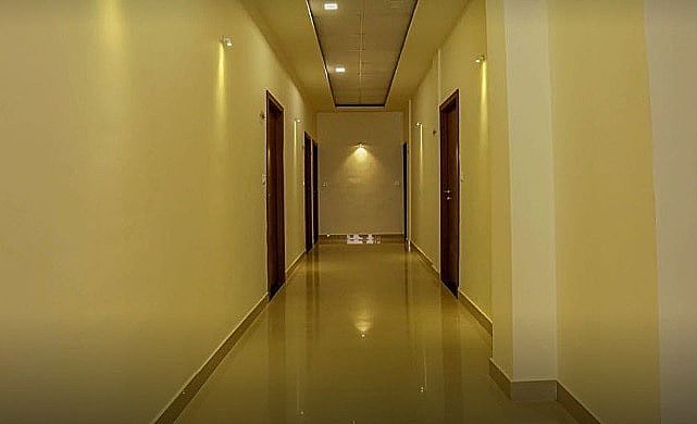 undefined Hotel Le Noor 4