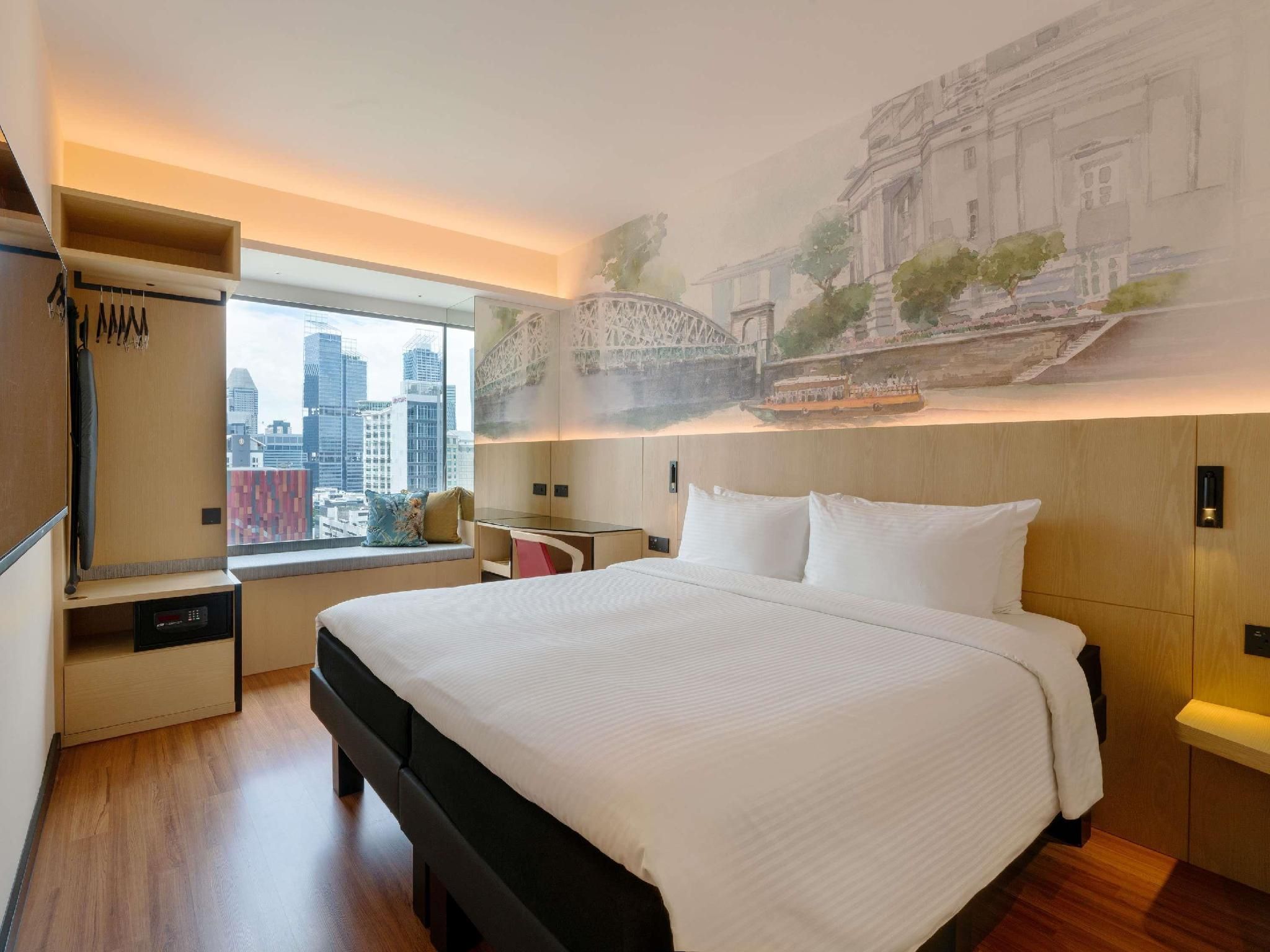 Superior Room with King Bed