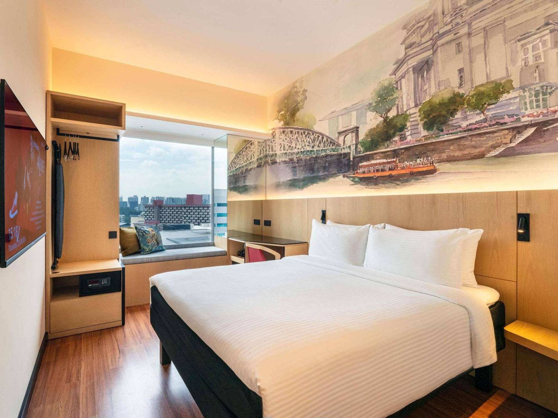 Deluxe Room with King Bed