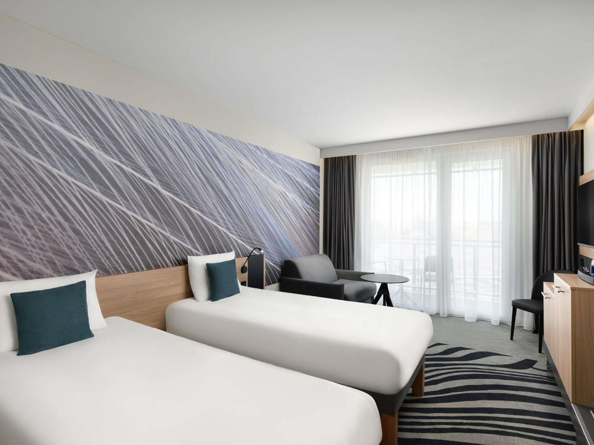 Superior Room with 2 single beds