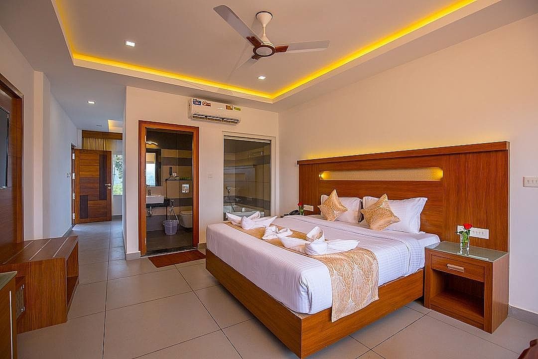 The Lake View Munnar Resort Premium Room 5